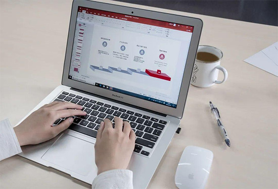 5月，你的工資卡里或?qū)⒍嘁还P錢